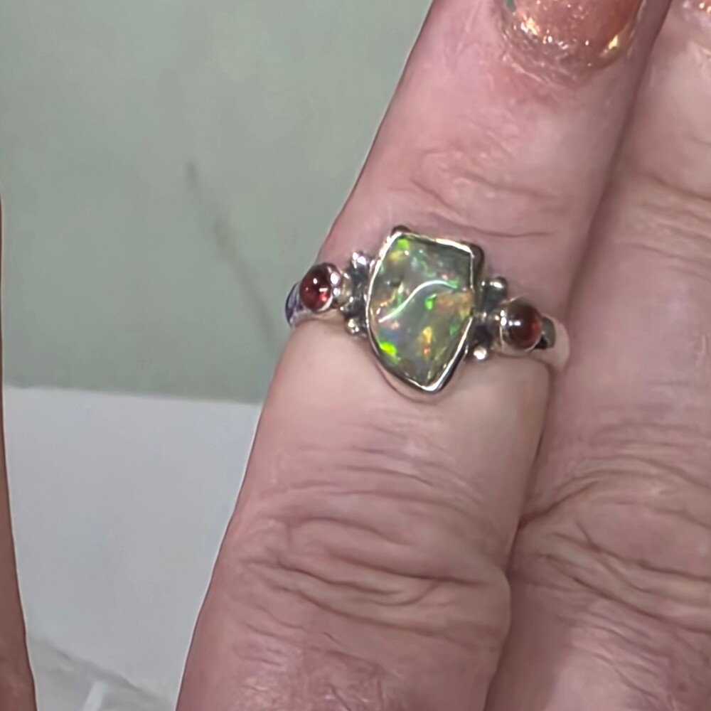 ETHIOPIAN Opal Ring with Garnet Gemstones Silver Band